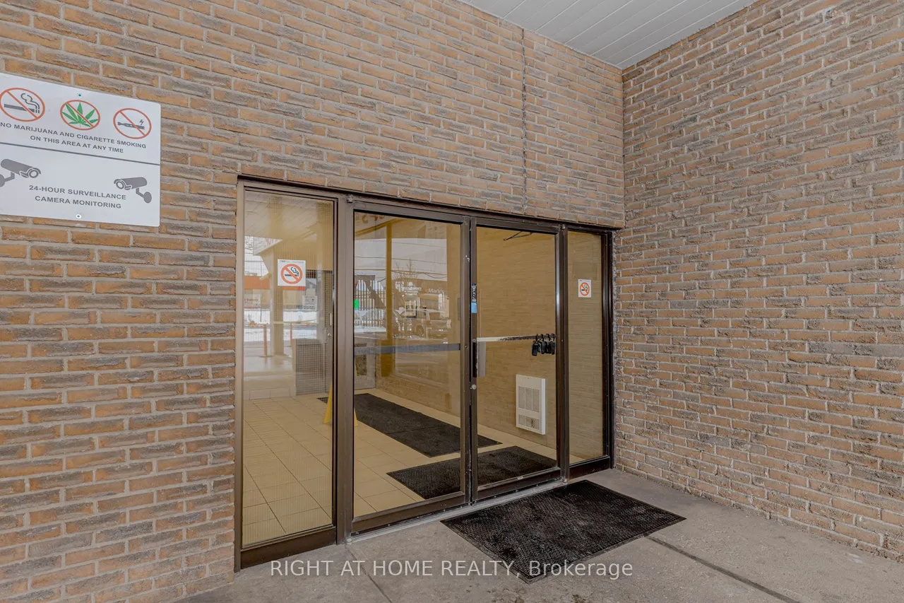 40 Rexdale Boulevard, Unit 3 — photo 3