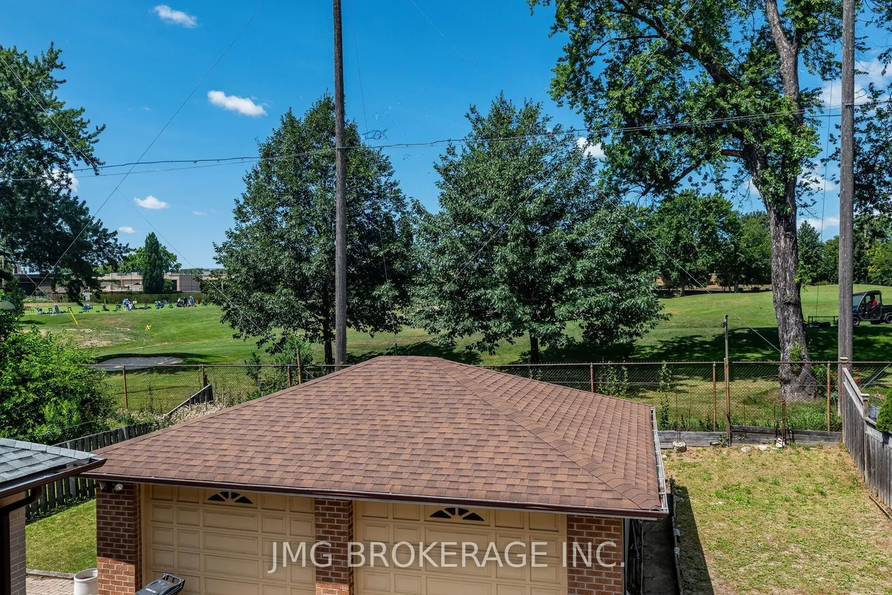 53 Foxrun Avenue — photo 38