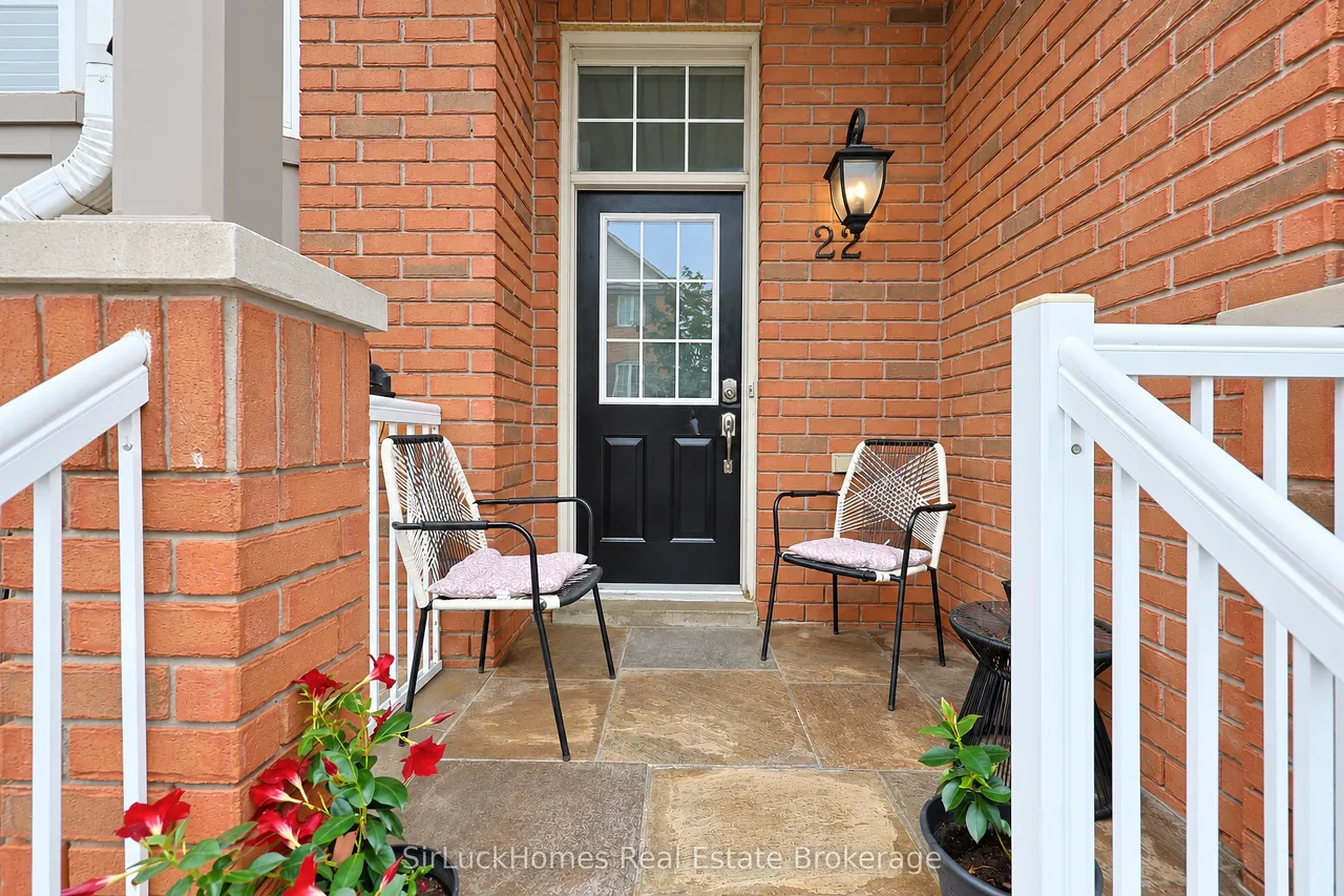250 Richvale Drive S, Unit 22 — photo 2