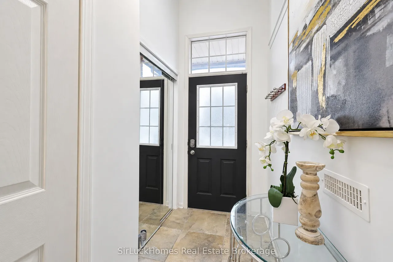 250 Richvale Drive S, Unit 22 — photo 3