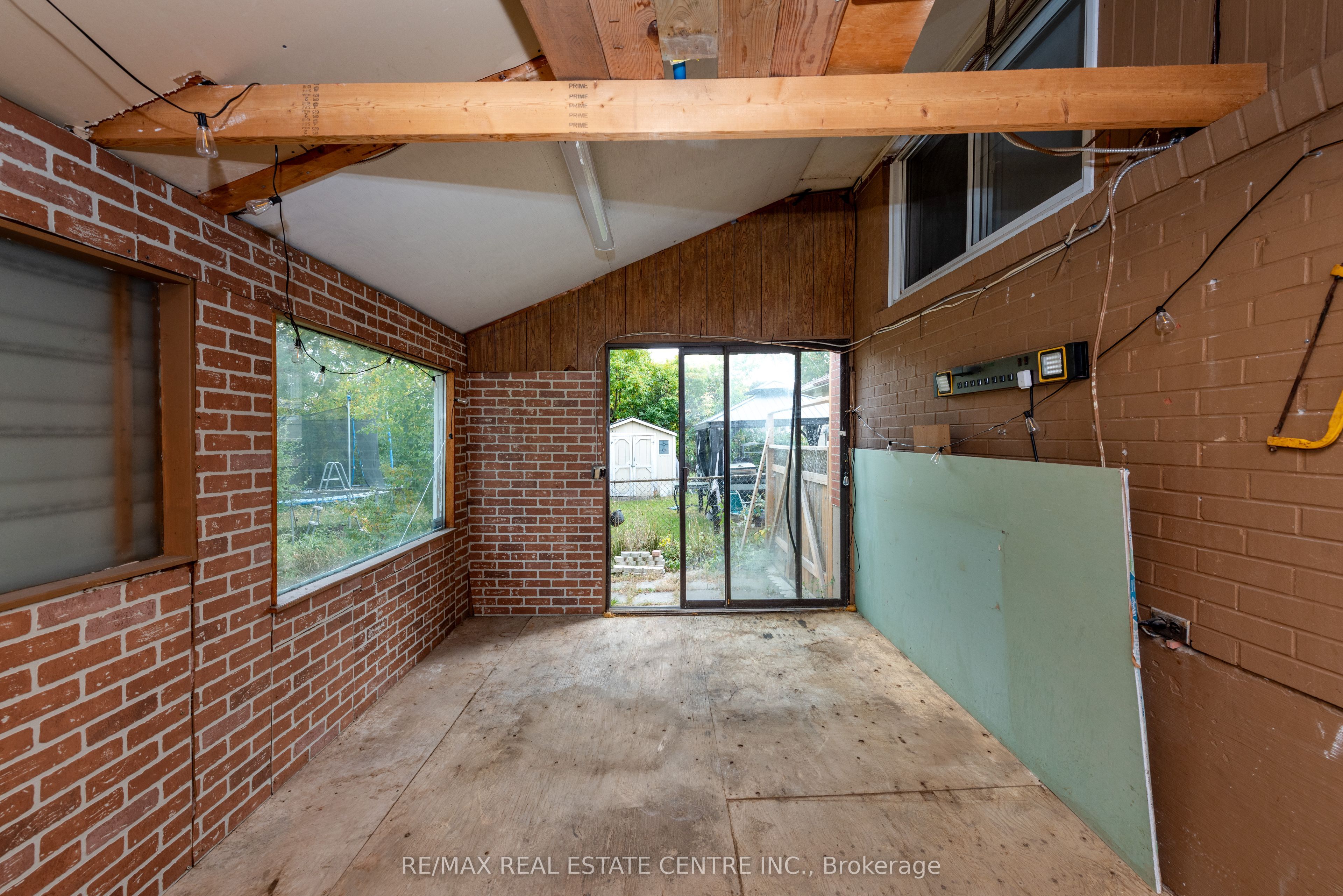 45 Autumn Boulevard — photo 44
