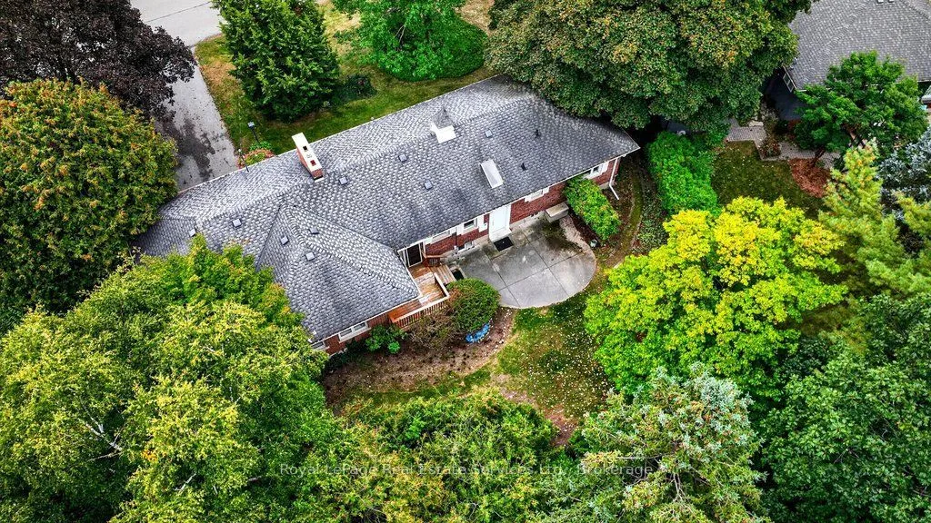 1531 Duncan Road — photo 44