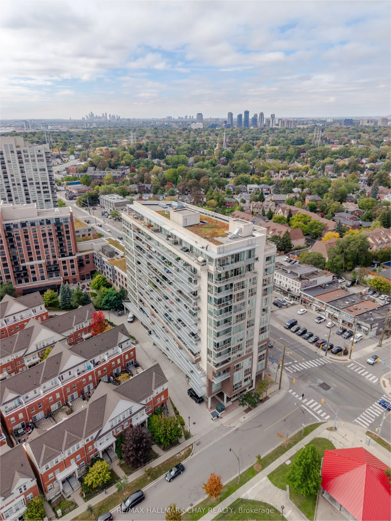 5101 Dundas Street W, Unit 204