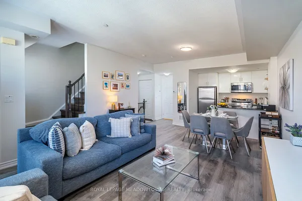 10 Carnation Avenue, Unit 19