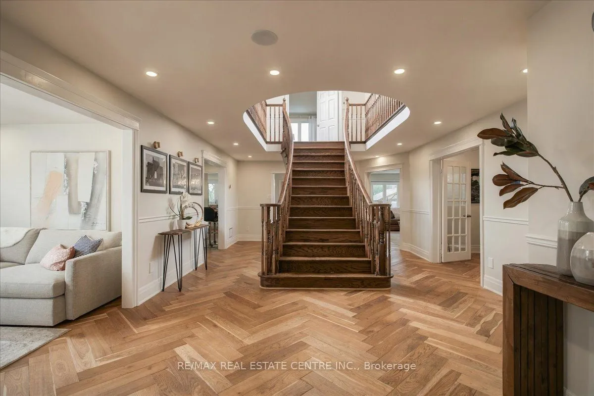 1749 Heritage Way — photo 3