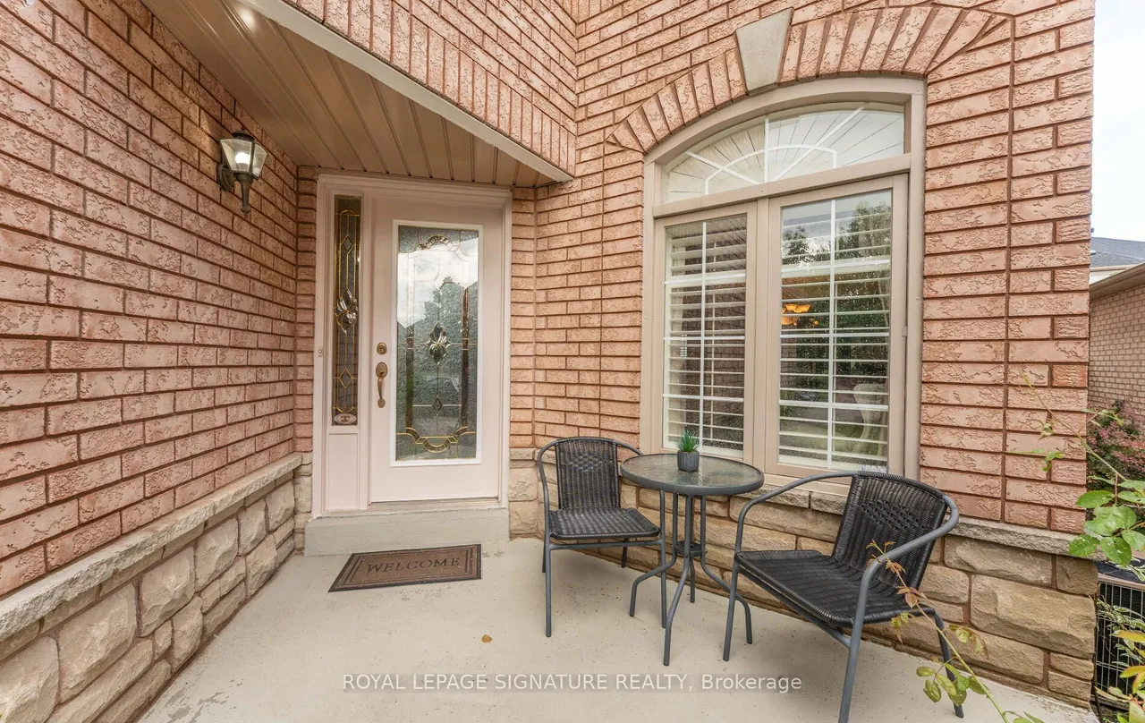 3252 Laburnum Crescent — photo 3