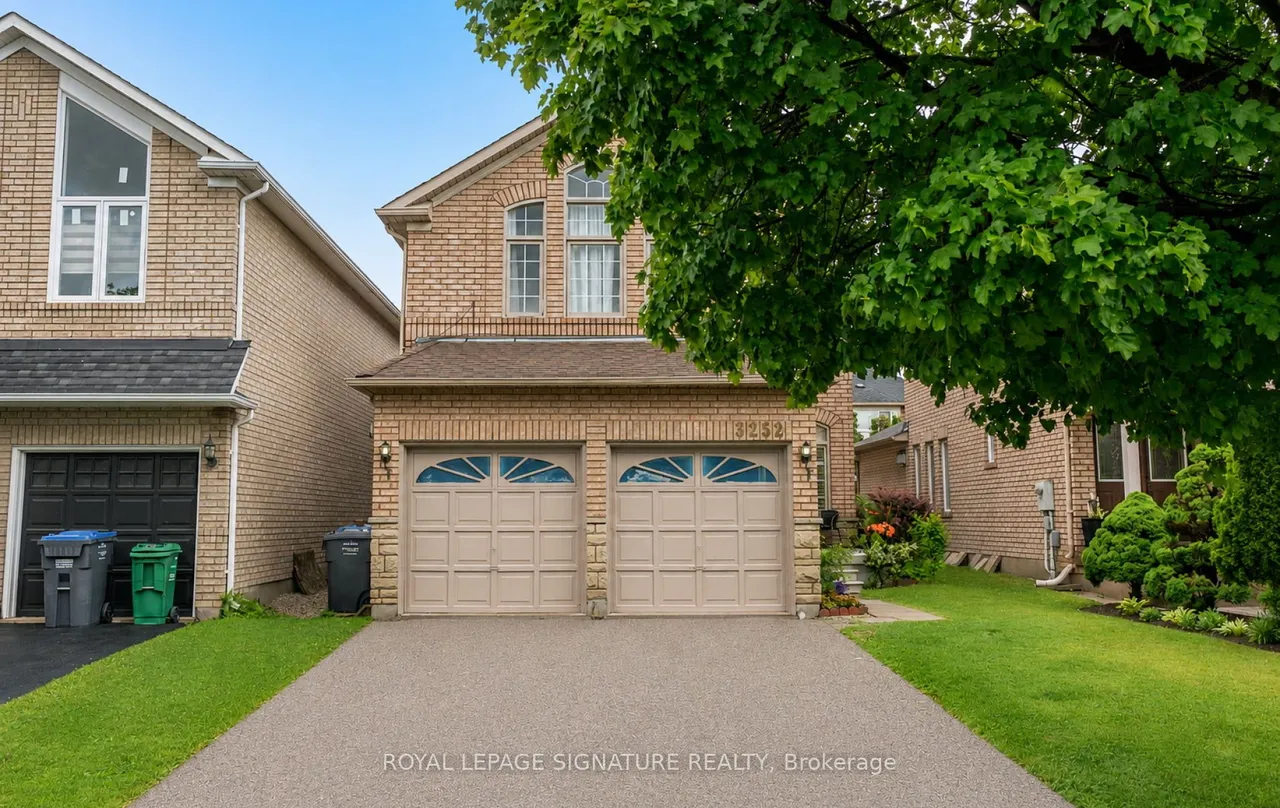 3252 Laburnum Crescent — photo 2
