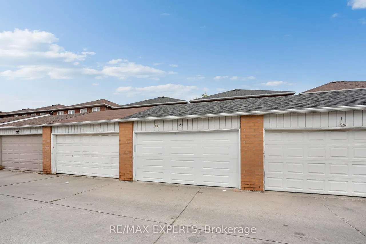 836 St Clarens Avenue — photo 38