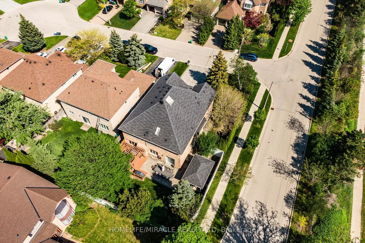 2479 Rathlin Court — photo 49