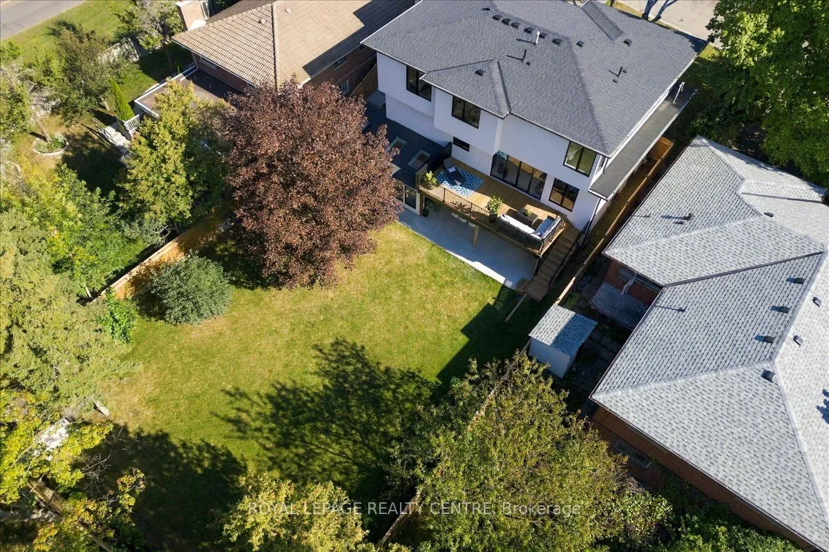 116 Elmcrest Road — photo 44