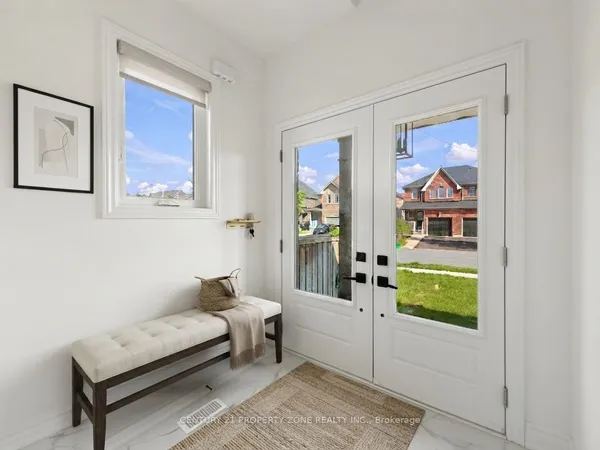 102 Cadillac Crescent — photo 2