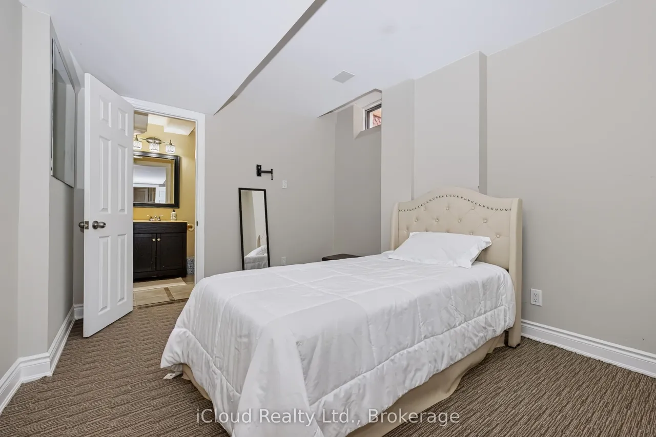 62 Castlehill Road — photo 49