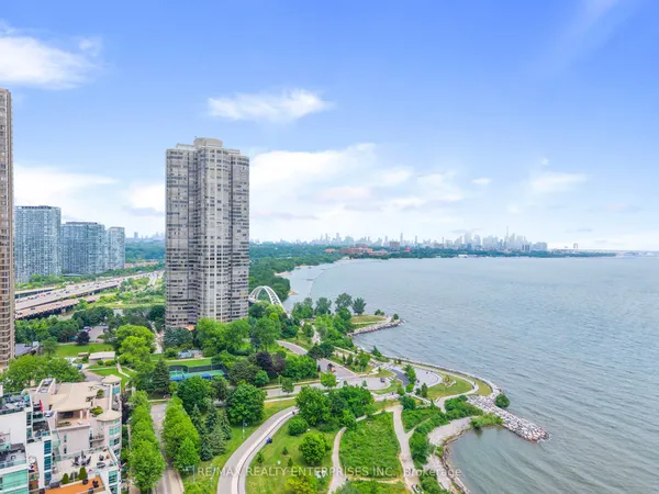 1 Palace Pier Court, Unit 1208