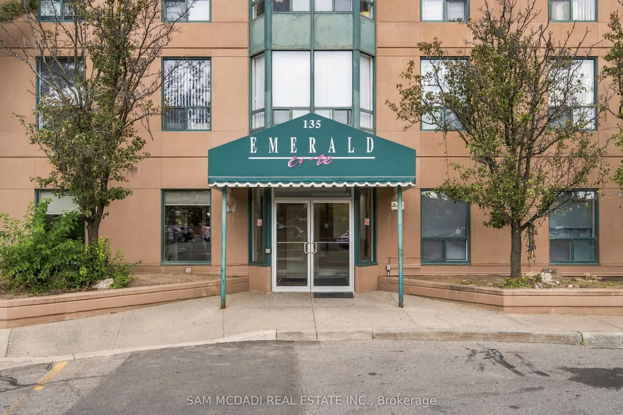 135 Hillcrest Avenue, Unit 510 — photo 3