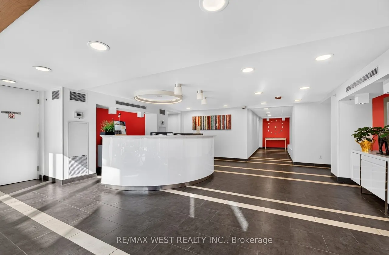 15 James Findlay Way, Unit 631 — photo 24