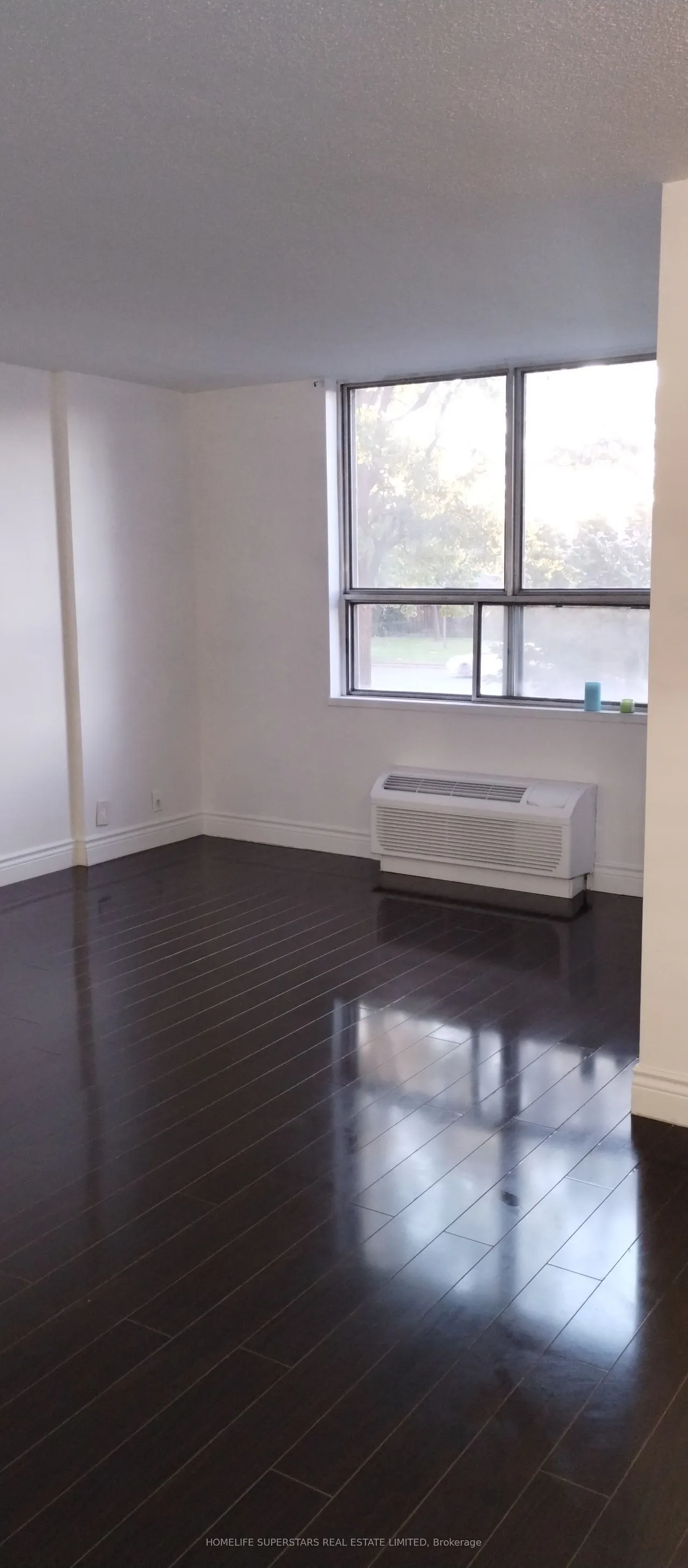 2835 Islington Avenue, Unit 209 — photo 3