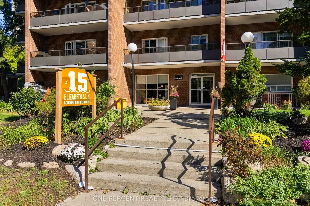 15 Elizabeth Street N, Unit 904 — photo 3
