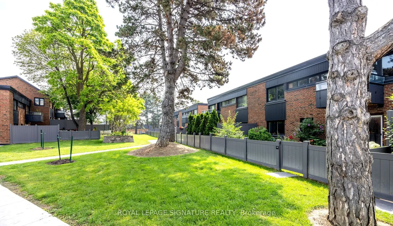 51 Broadfield Drive, Unit 44 — photo 2