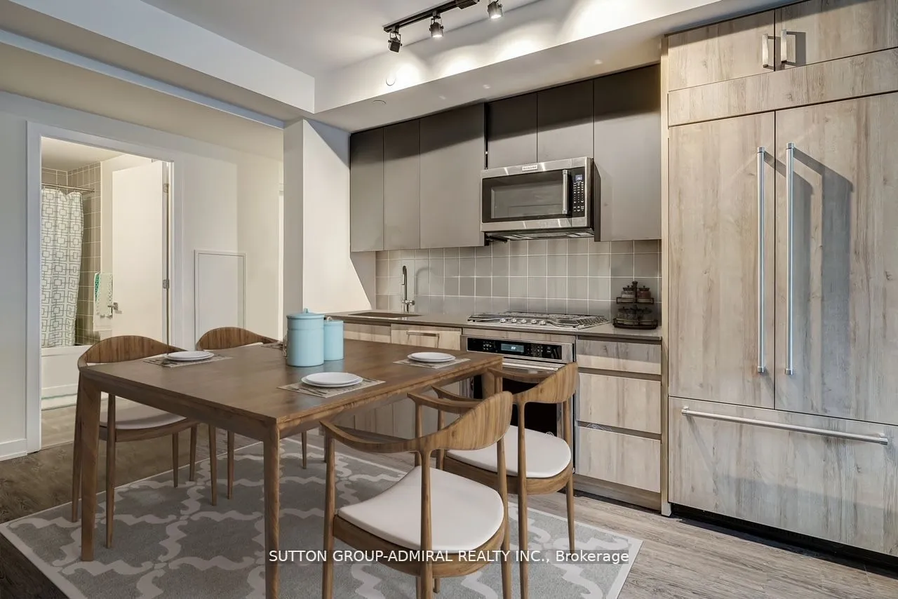 430 Roncesvalles Avenue, Unit 207 — photo 7