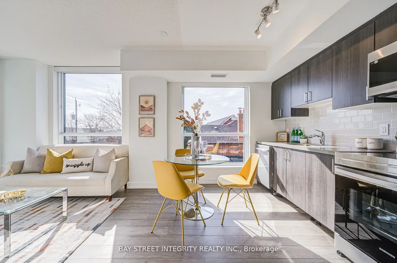 556 Marlee Avenue, Unit 205 — photo 2