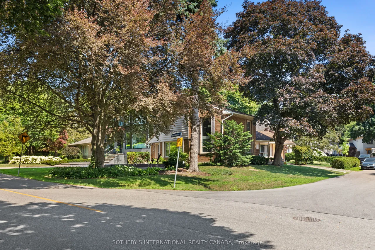 9 Babington Court — photo 2