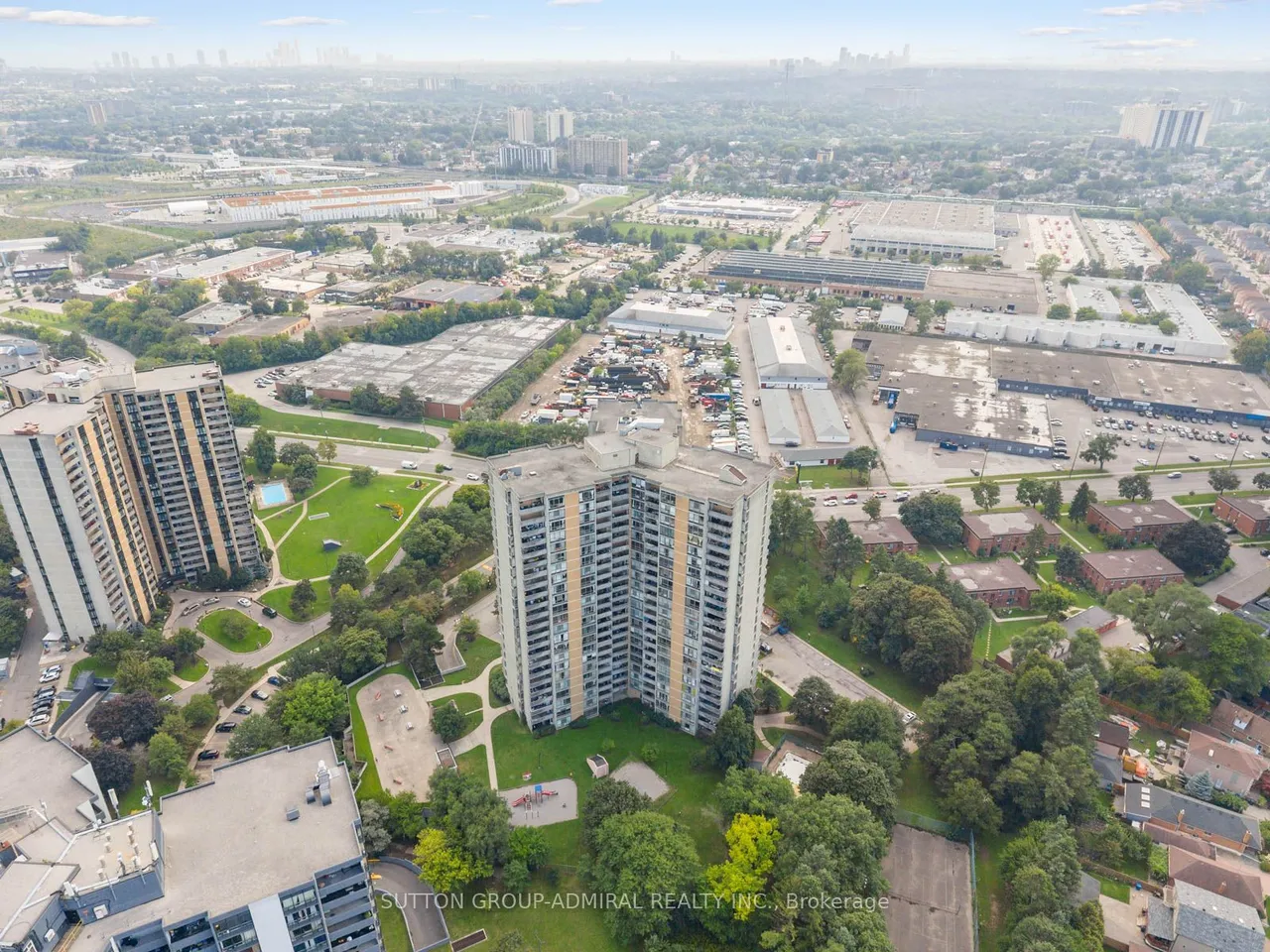 10 Martha Eaton Way, Unit 1811 — photo 48