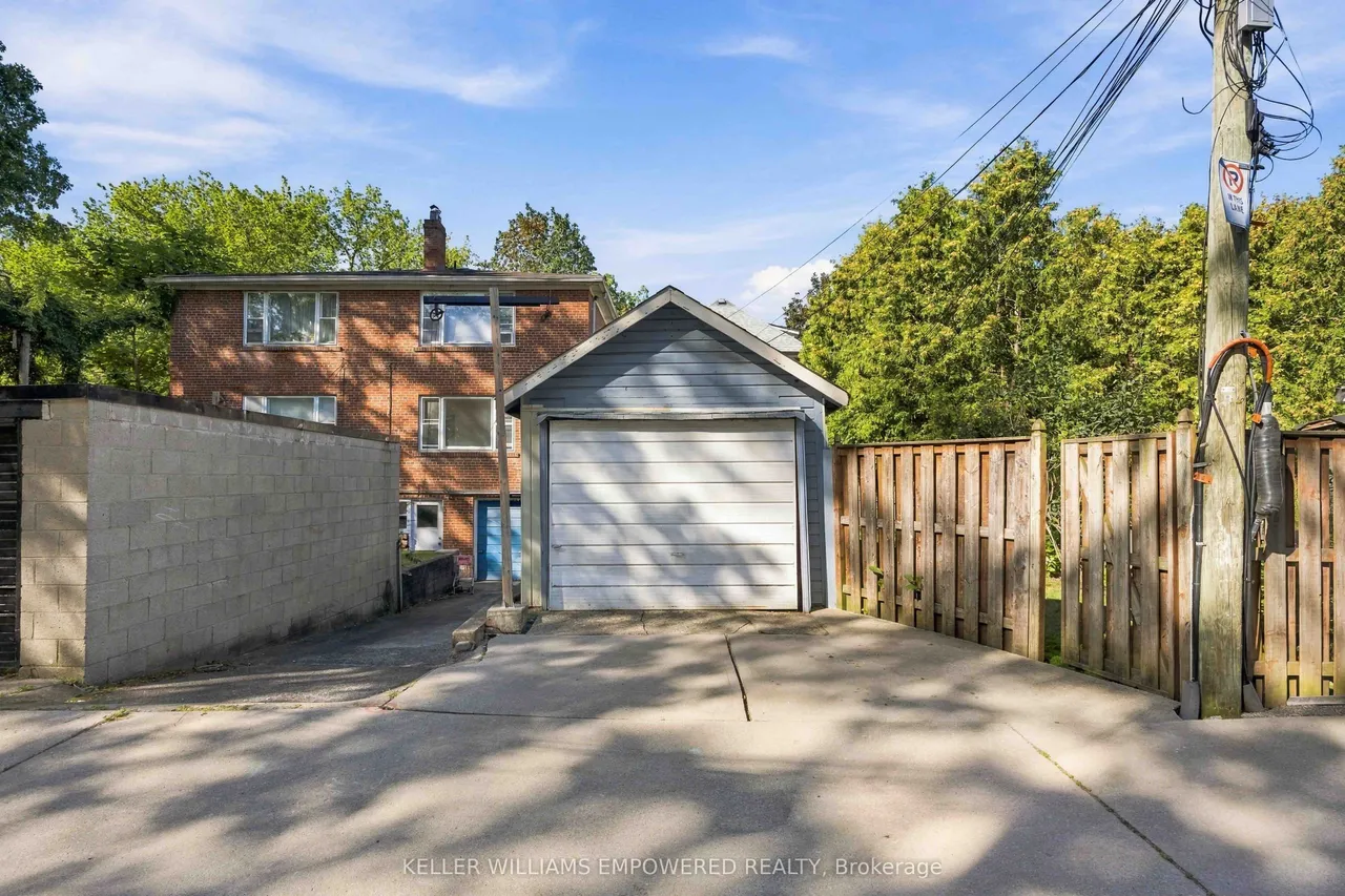 107 Gilmour Avenue — photo 49