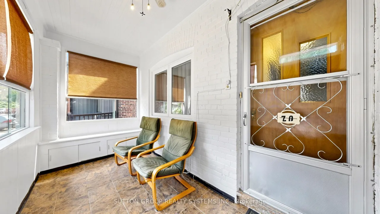 39 Exeter Street — photo 2
