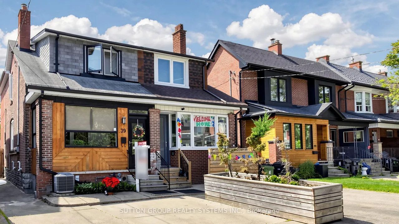 39 Exeter Street — photo 3