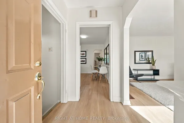 22 Katherine Road — photo 2