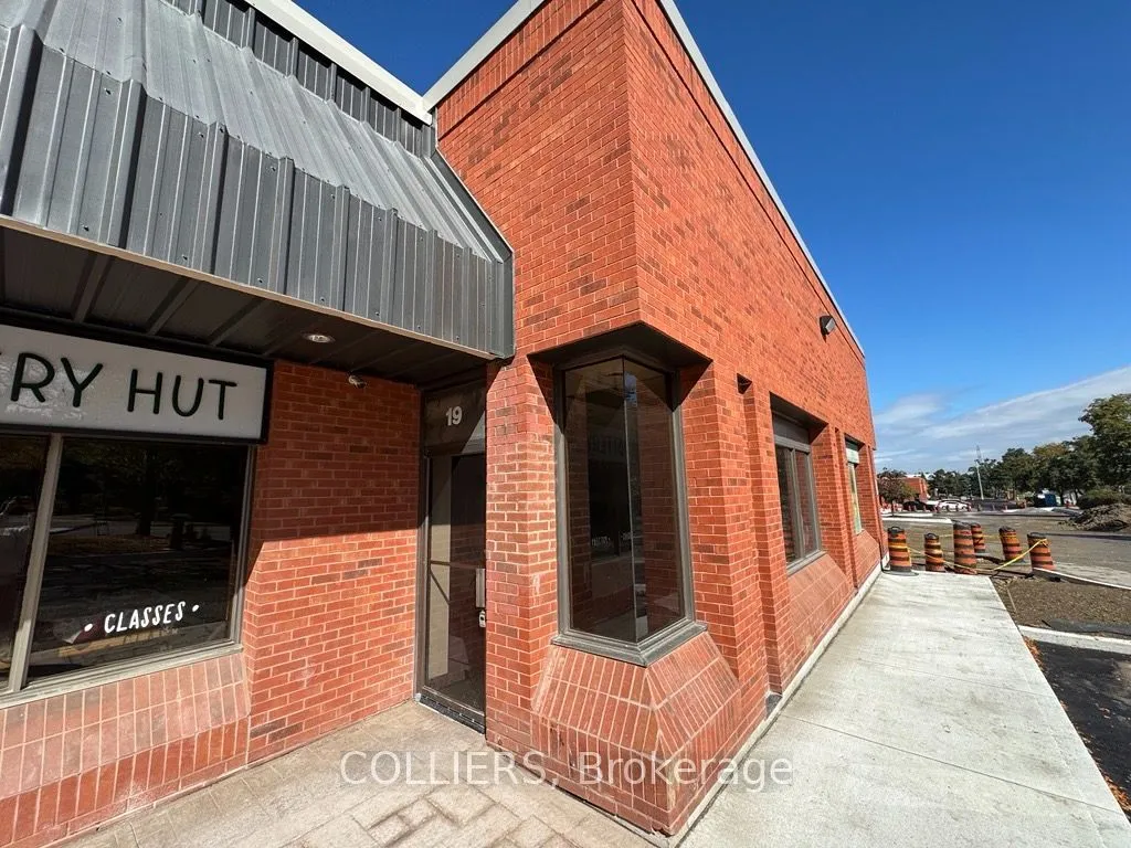 400 Matheson Boulevard E, Unit 19