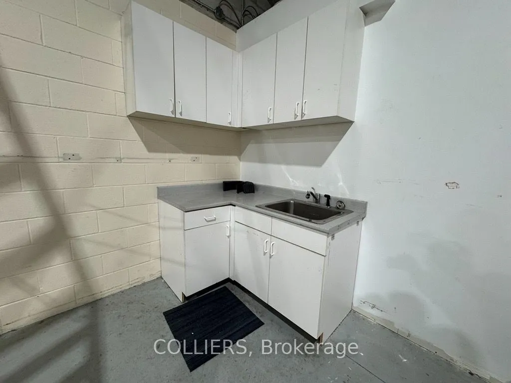 400 Matheson Boulevard, Unit 7 — photo 5