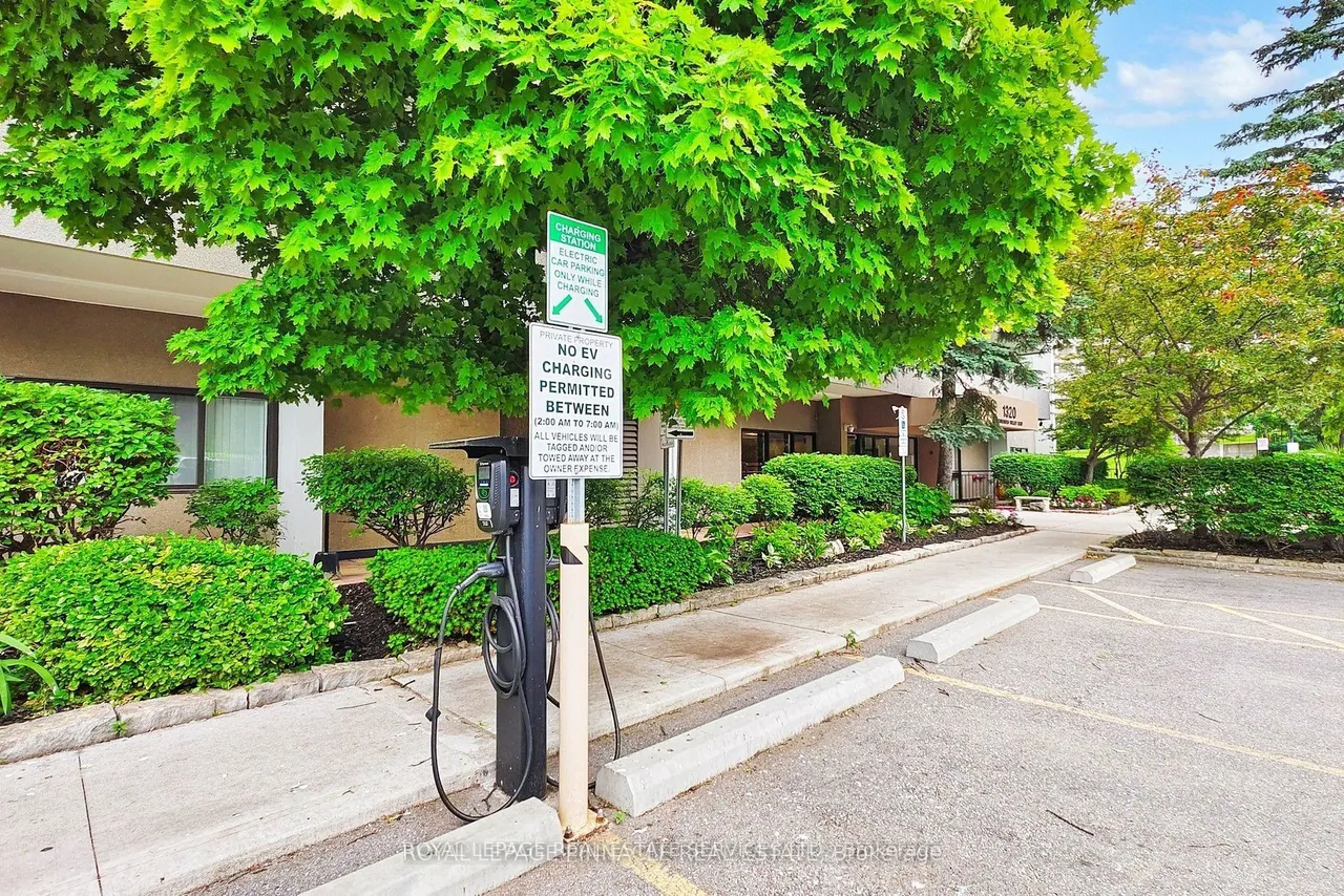 1300 Mississauga Valley Boulevard, Unit 902 — photo 30