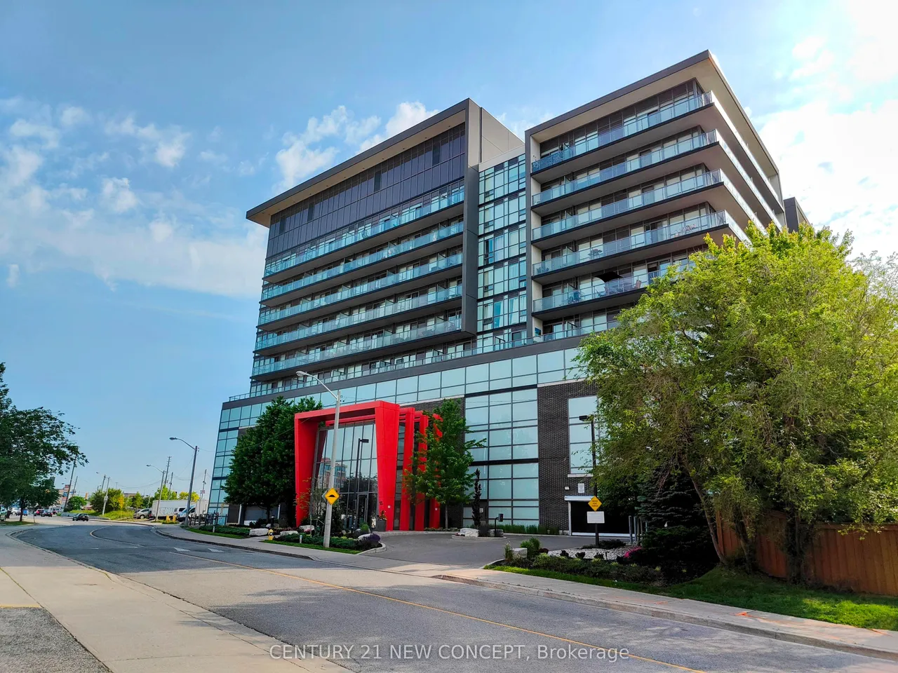 15 James Finlay Way, Unit 703 — photo 2