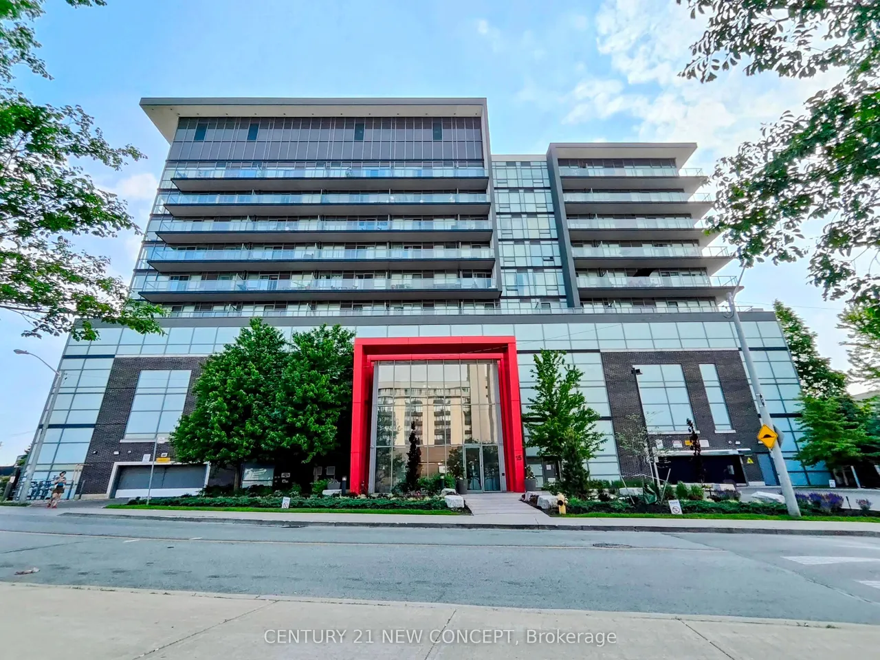 15 James Finlay Way, Unit 703