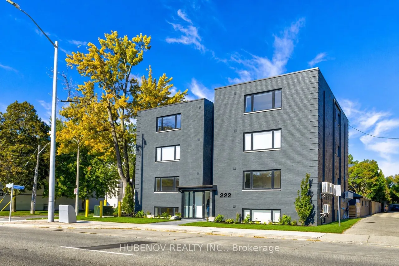 222 Lakeshore Road E — photo 3