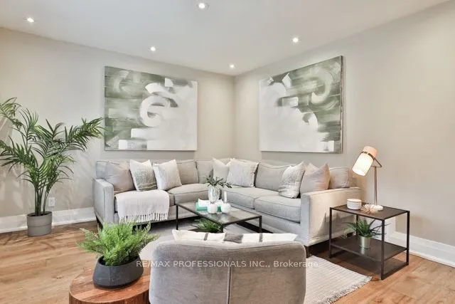 17 Loney Avenue — photo 3