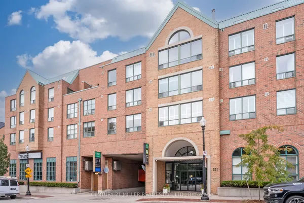 221 Robinson Street, Unit 307