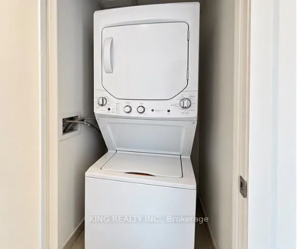 270 Dufferin Street S, Unit 525 — photo 16