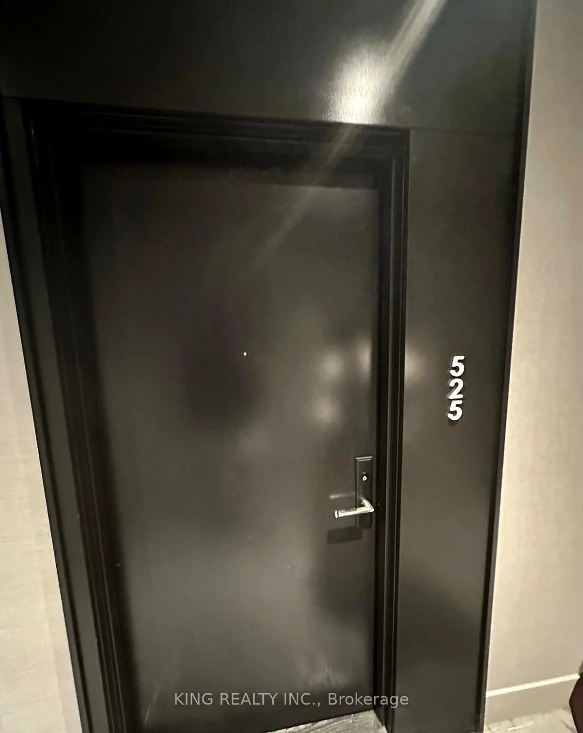 270 Dufferin Street S, Unit 525 — photo 3