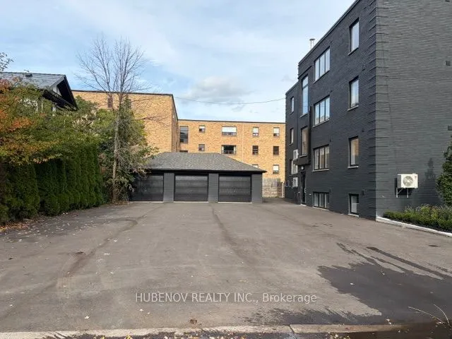 222 Lakeshore Road E — photo 41