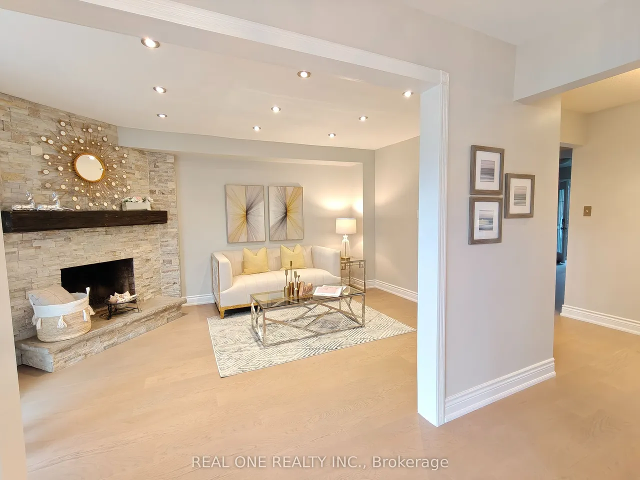 476 Bud Gregory Boulevard — photo 3
