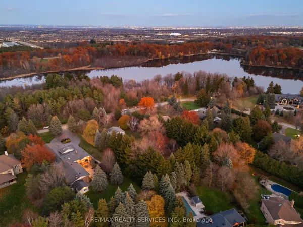 546 Conservation Drive — photo 2
