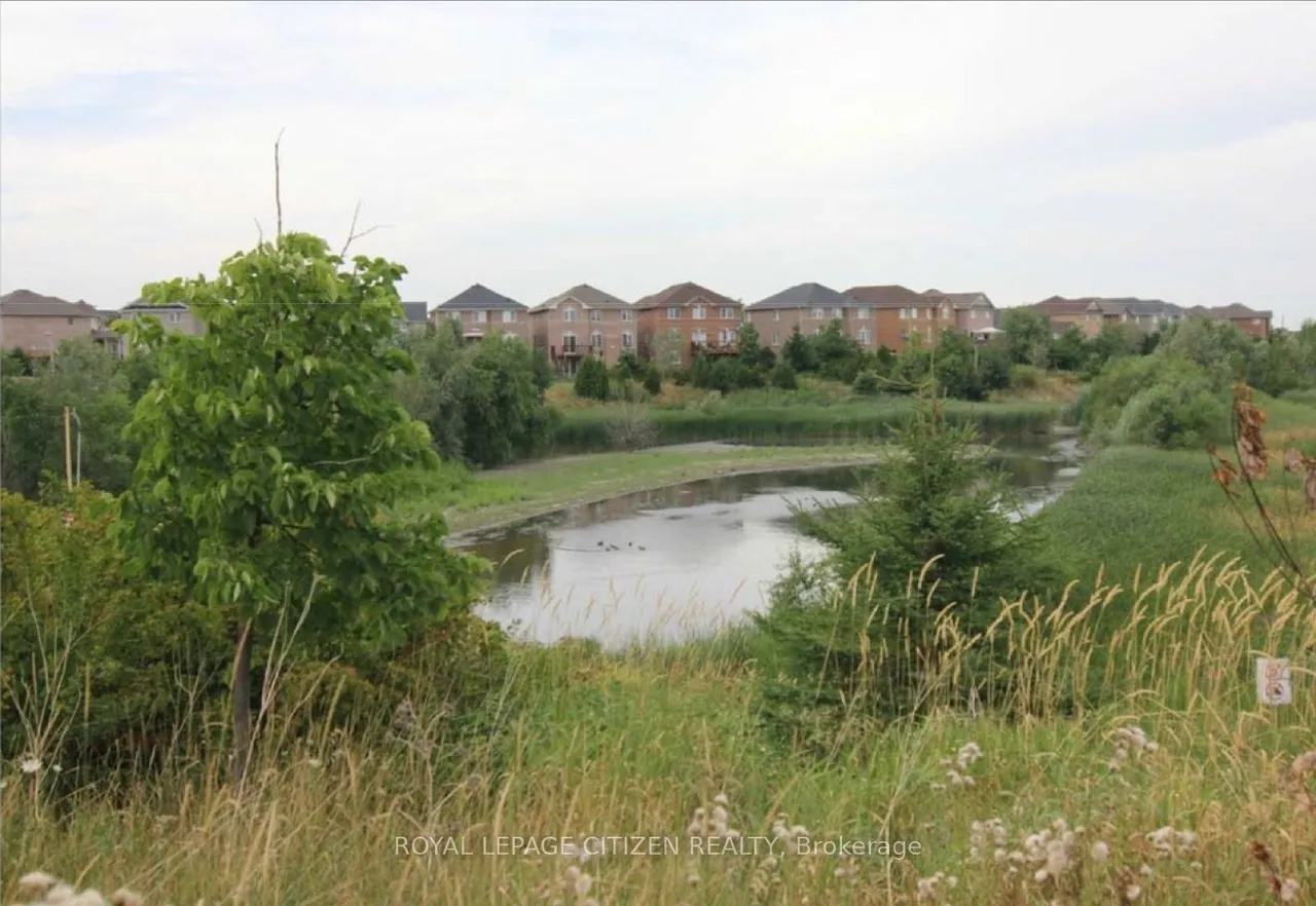 50 Fletchers Creek Boulevard — photo 24