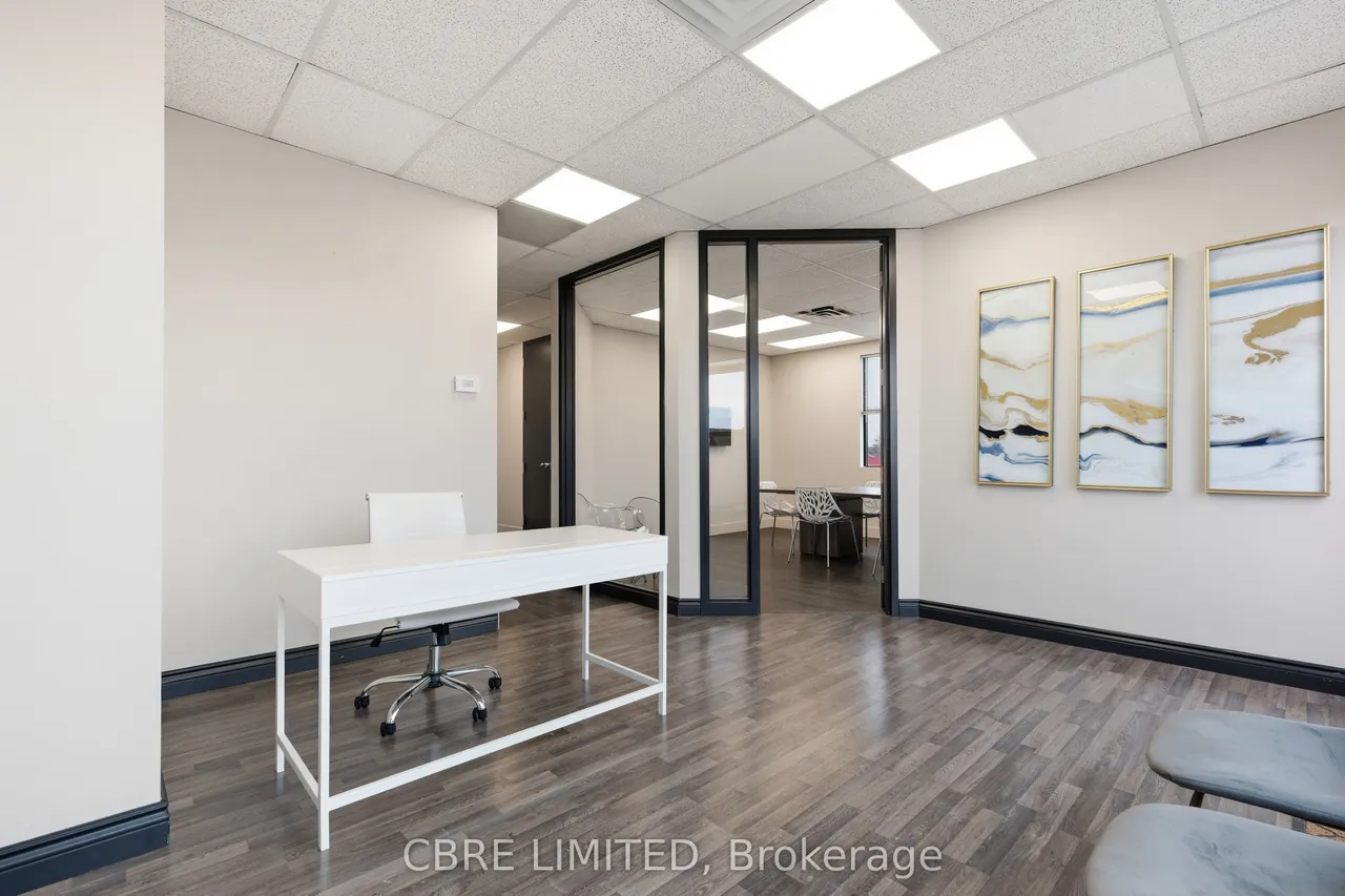 2155 Dunwin Drive, Unit 28 — photo 2