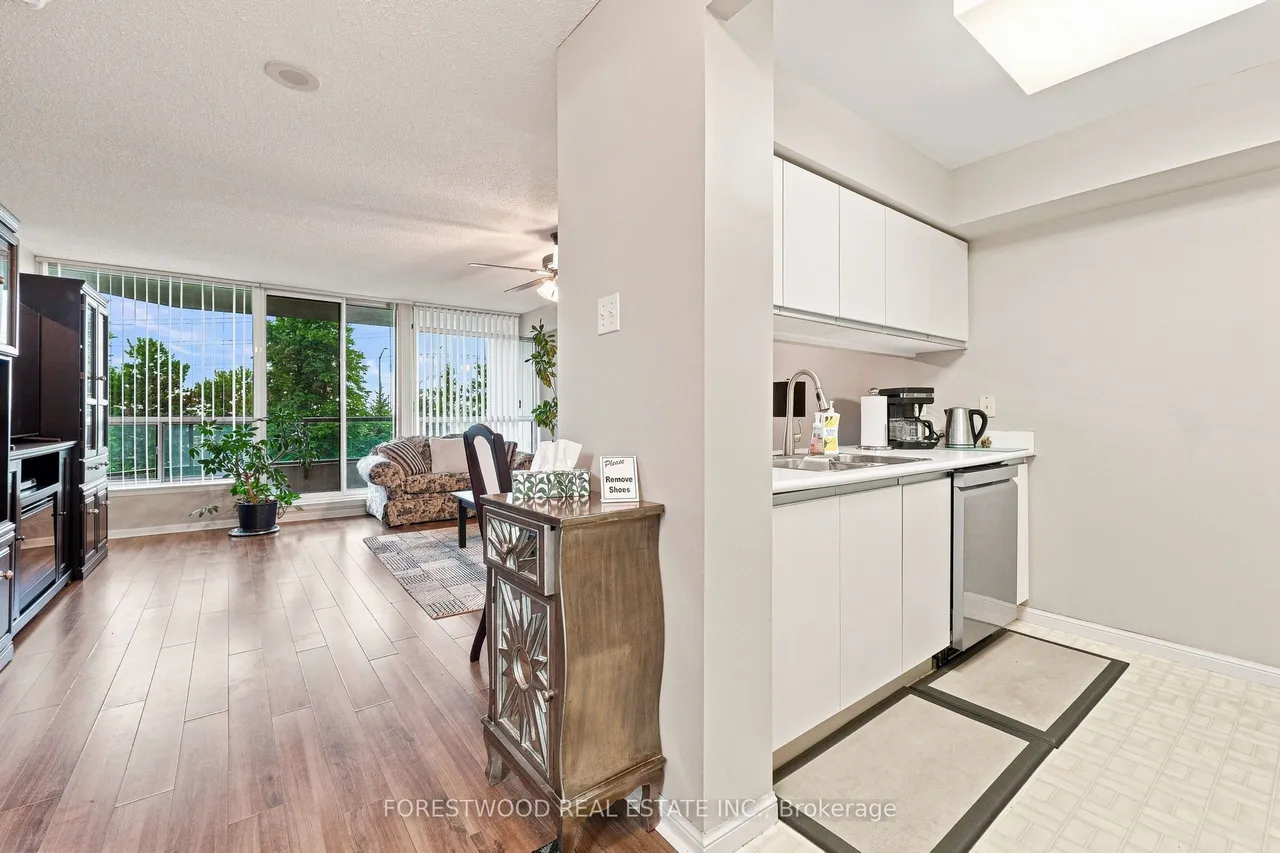 10 Laurelcrest Street, Unit 311 — photo 3