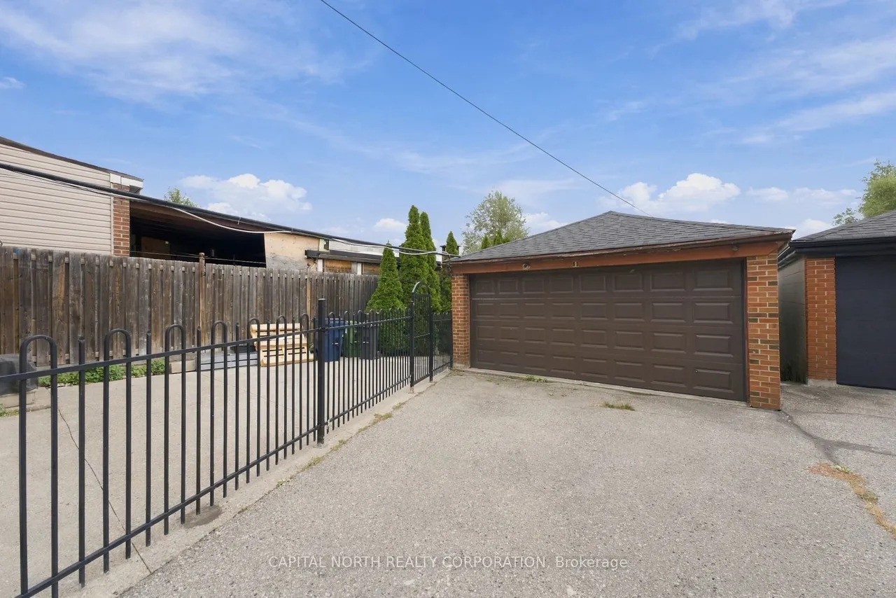 65 Falstaff Avenue — photo 3