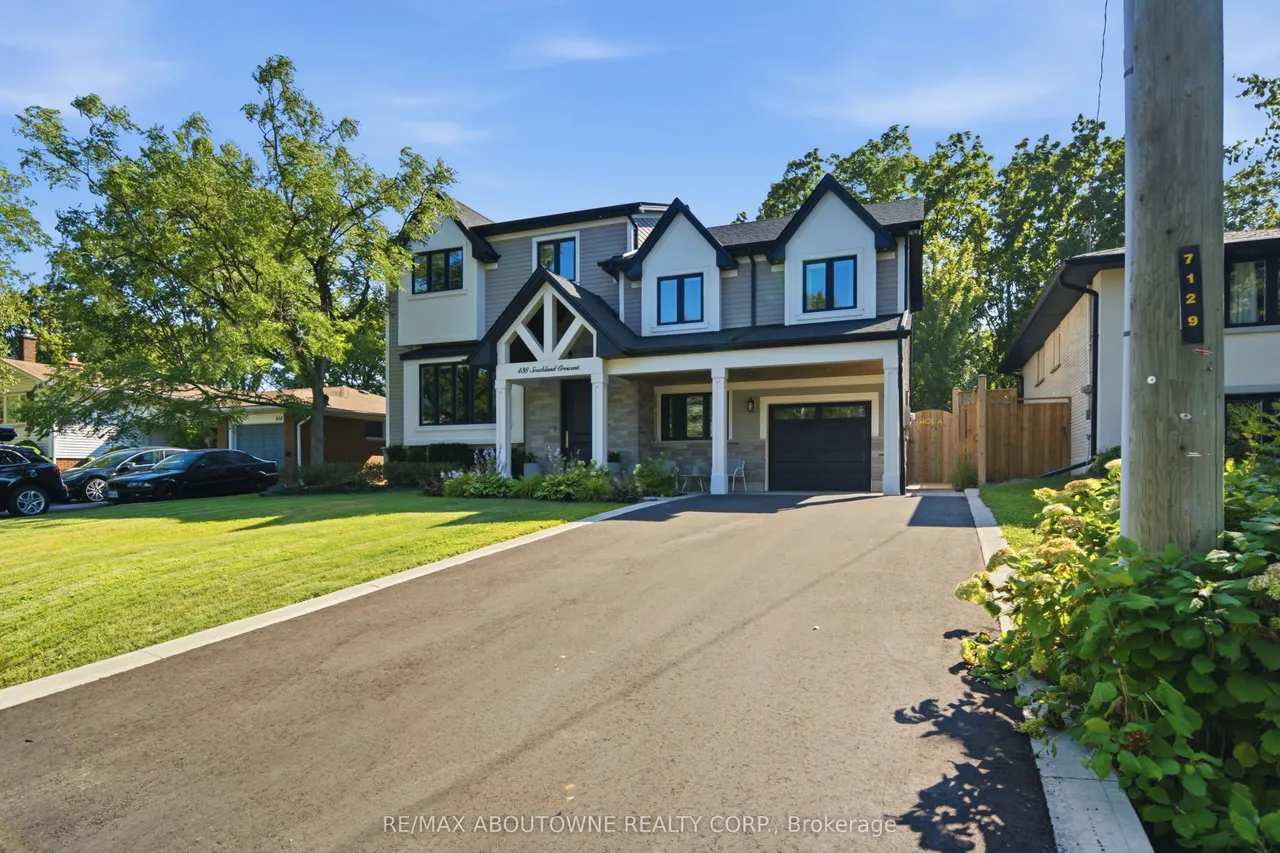 438 Southland Crescent — photo 2