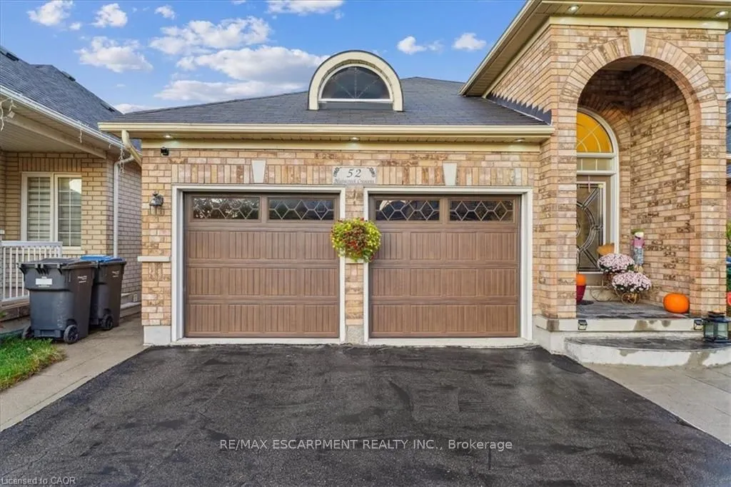 52 Mistycreek Crescent — photo 41