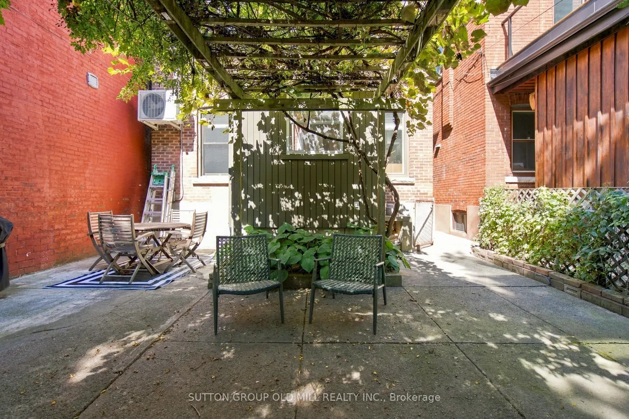 245 St Johns Road — photo 43